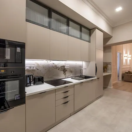Luxurious & Elegance W18 Grand W' Balcony By Prestige Homes 아파트 부다페스트
