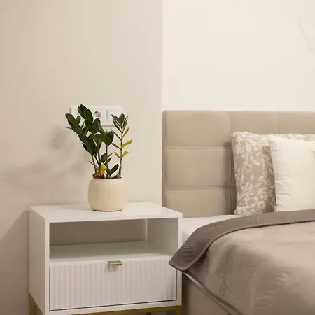 Apartment Luxurious & Elegance W18 Grand W' Balcony By Prestige Homes