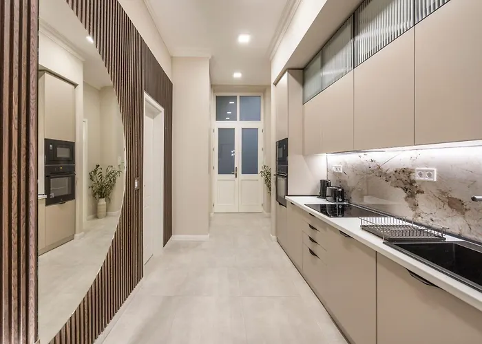 Luxurious & Elegance W18 Grand W' Balcony By Prestige Homes * Budapest
